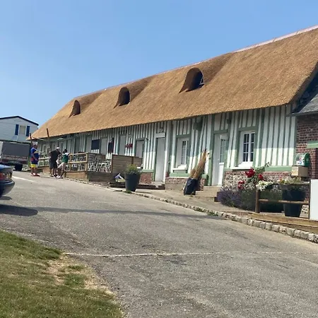 Du Mesnil - Gaia Camping *